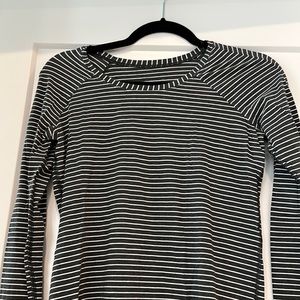 Lululemon long sleeved striped shirt